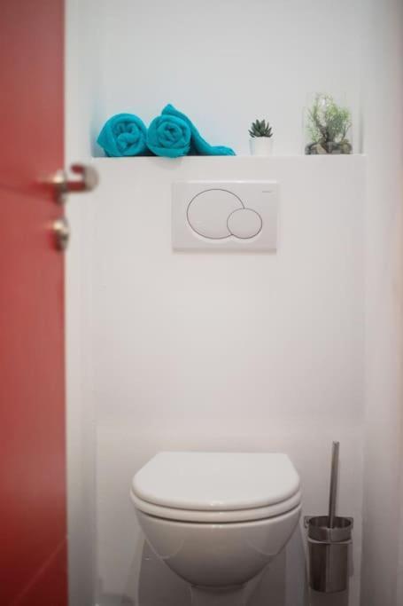 T2 Cosy & Moderne Avec Parking Prive Gratuit A Villeurbanne Exterior foto
